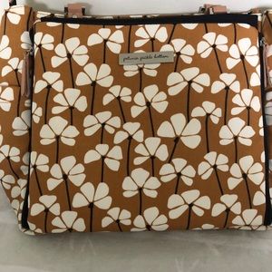 Petunia Pickle Bottom City Caryall